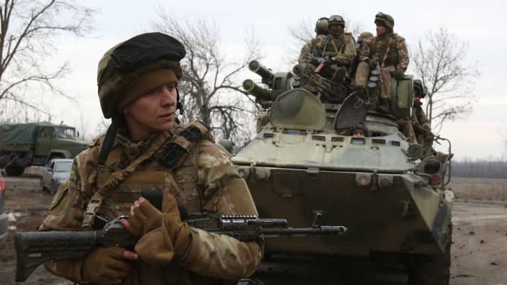 Ukrainian servicemen get ready to repel an attack in Ukraine’s Lugansk region, Feb. 24, 2022. (Photo: Anatolii Stepanov/AFP)