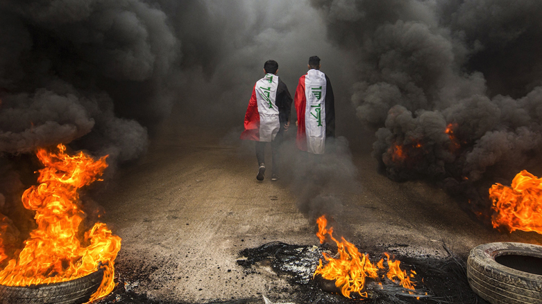 Anti-government protesters in the southern city of Basra on November 17, 2019 (Photo: Hussein Faleh/AFP)