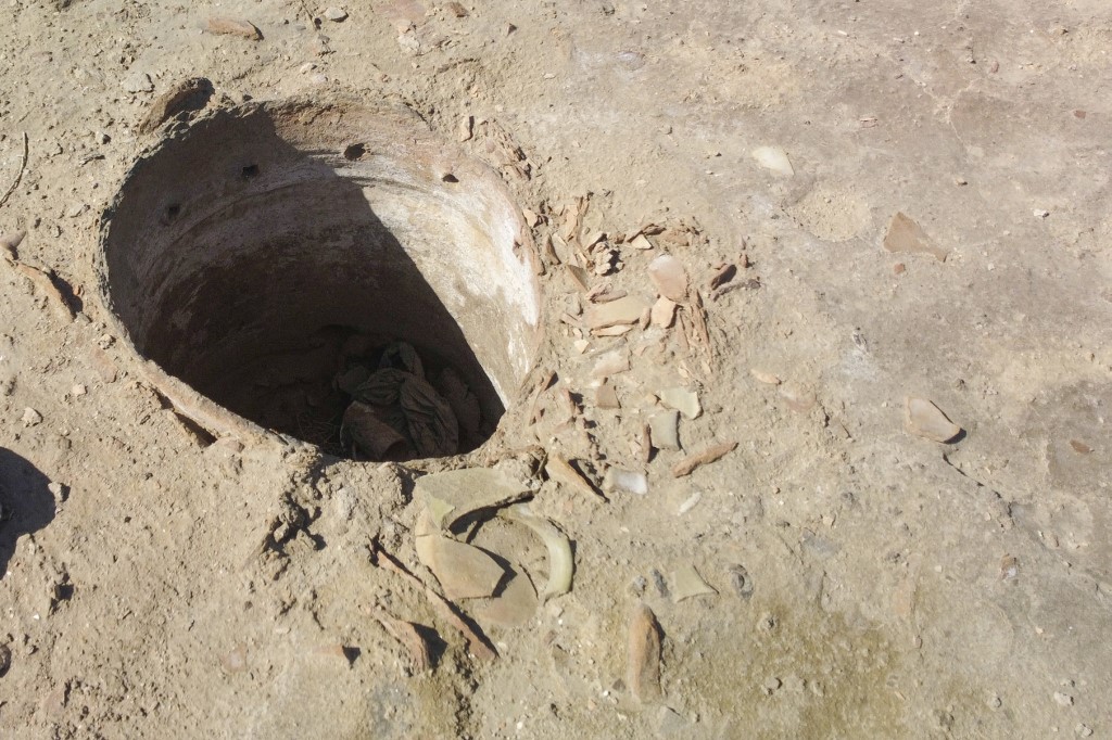 Iraq dig uncovers 5,000 year old pub restaurant