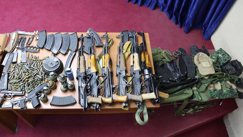 Unlicensed AK-47s seized by Erbil Police, Oct. 15, 2020. (Photo: Erbil Police/Facebook)