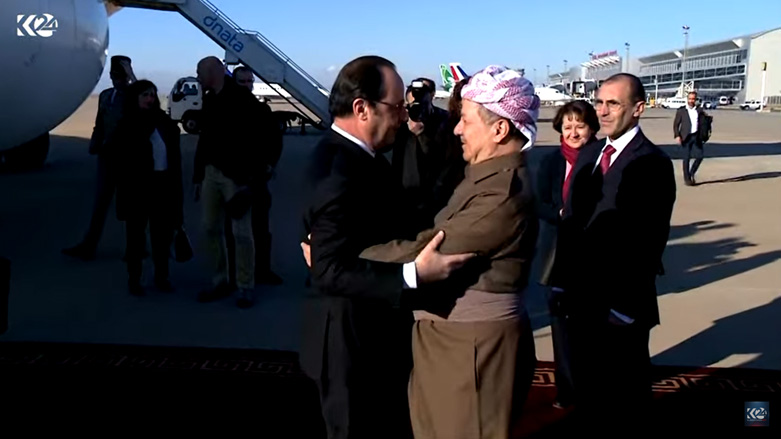 استقبال پرزیدنت مسعود بارزانی از فرانسوا اولاند، رئیس جمهور وقت فرانسه در فرودگاه بین&zwnj;المللی اربیل 