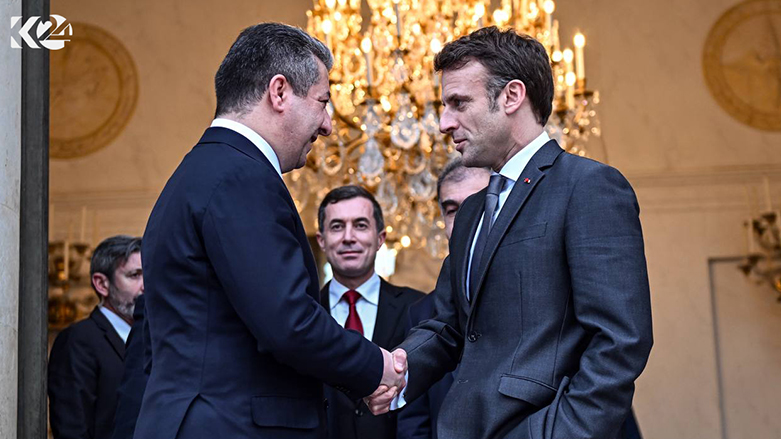 مسرور بارزاني مع إيمانويل ماكرون