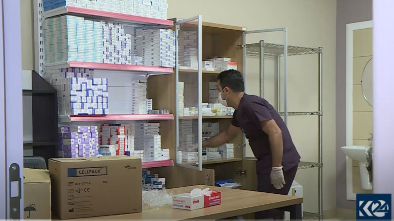 "هیچ دارویی بدون برچسپ وزارت بهداشت مجوز فروش دریافت نخواهد کرد"