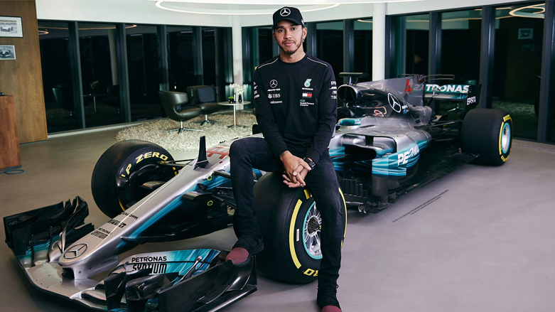 لویس هامڵتن، شوفێری تیمی مێرسێدیس