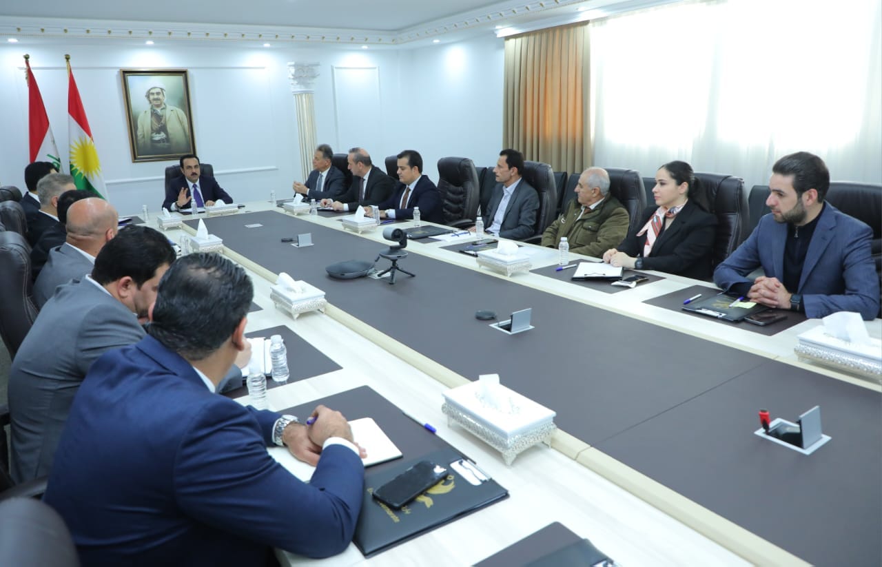 لە دیوانی پارێزگای هەولێر کۆبوونەوەیەک لەبارەی شێڵتەری سەگى بێلانە ئەنجامدرا