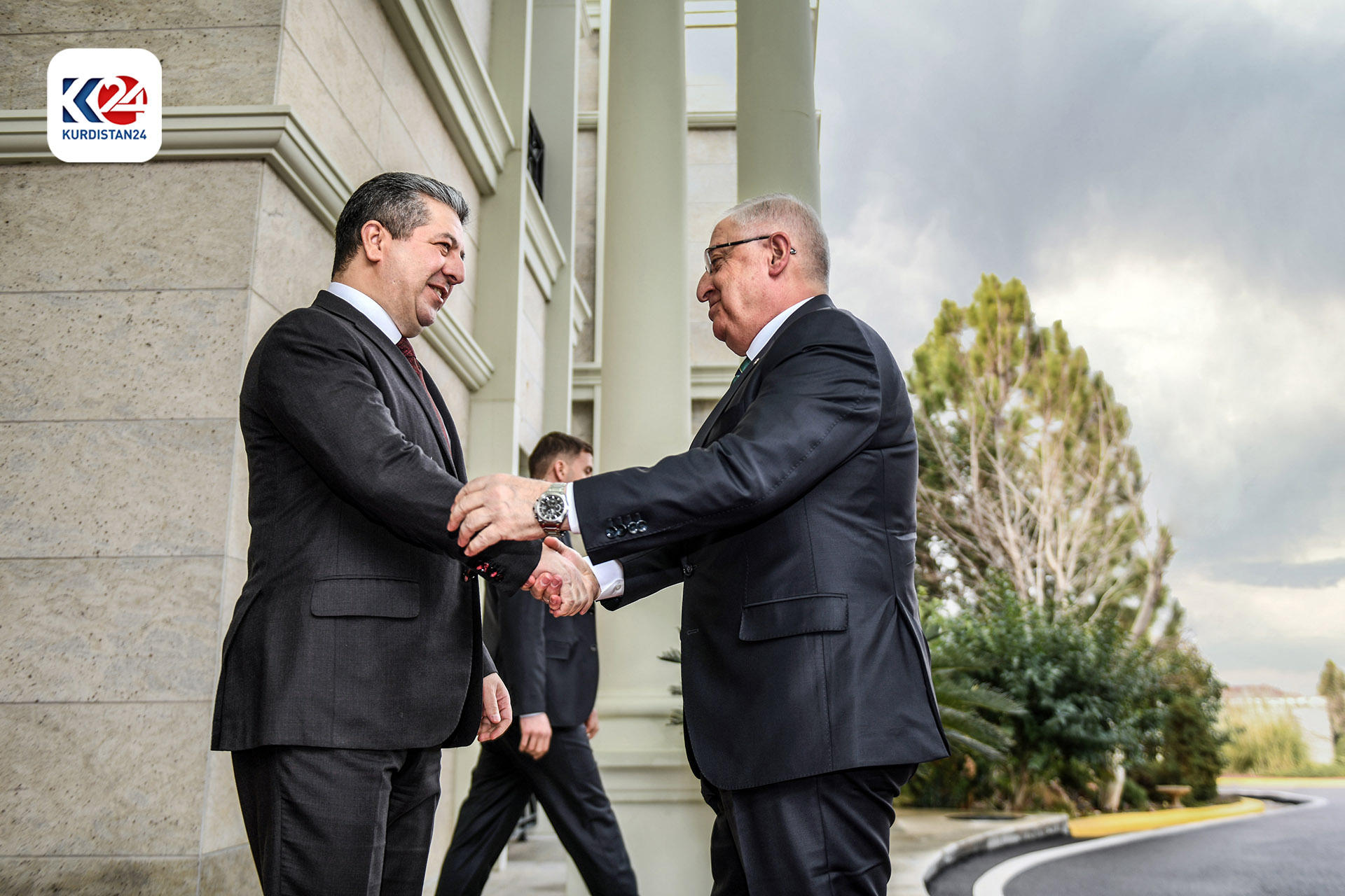 رئيس حكومة كوردستان يستقبل وزير الدفاع التركي