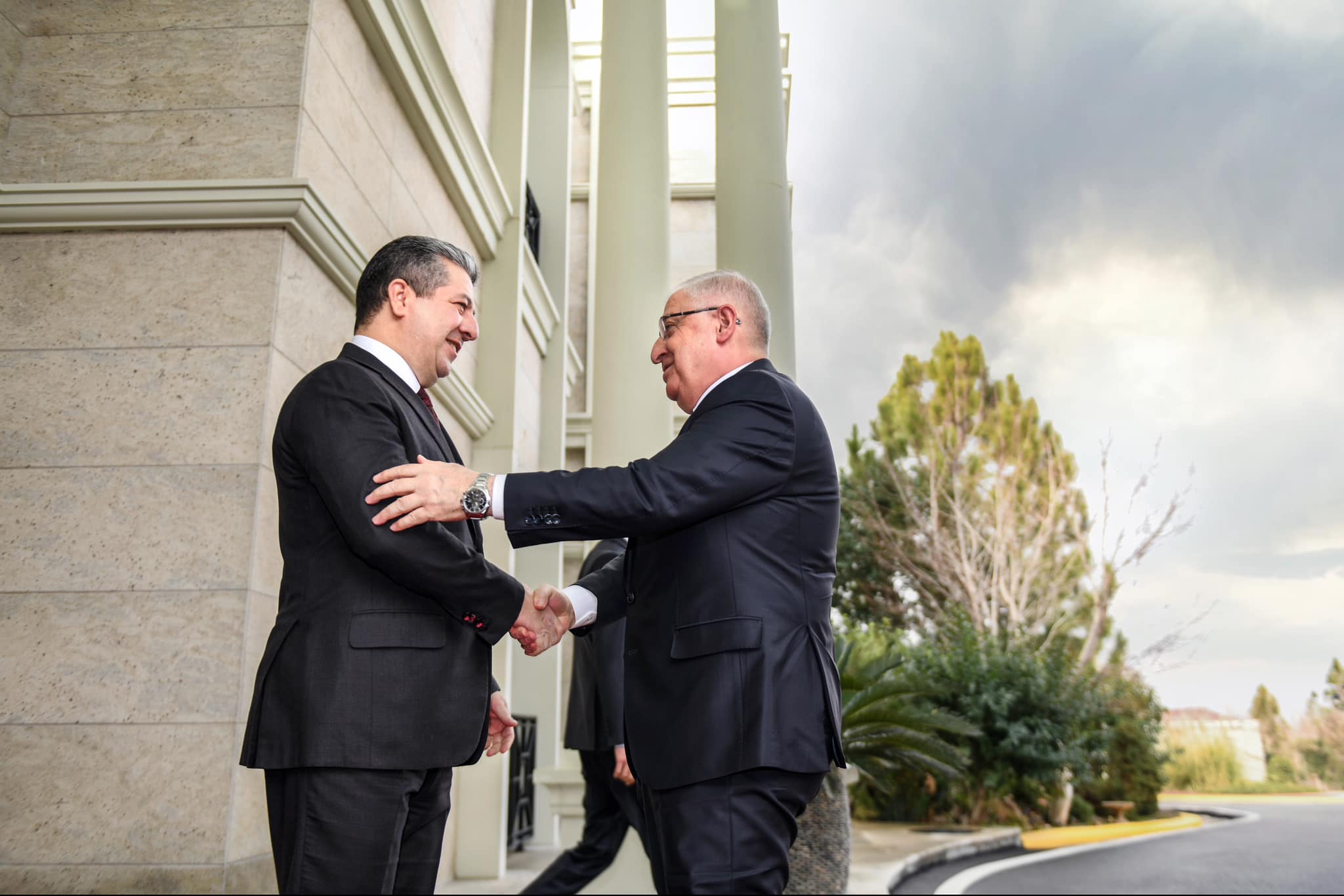 Kurdistan Region Prime Minister Masrour Barzani (left) greeting the Turkish National Defense Minister Yaşar Güler in Erbil, Feb. 7, 2024. (Photo: KRG)