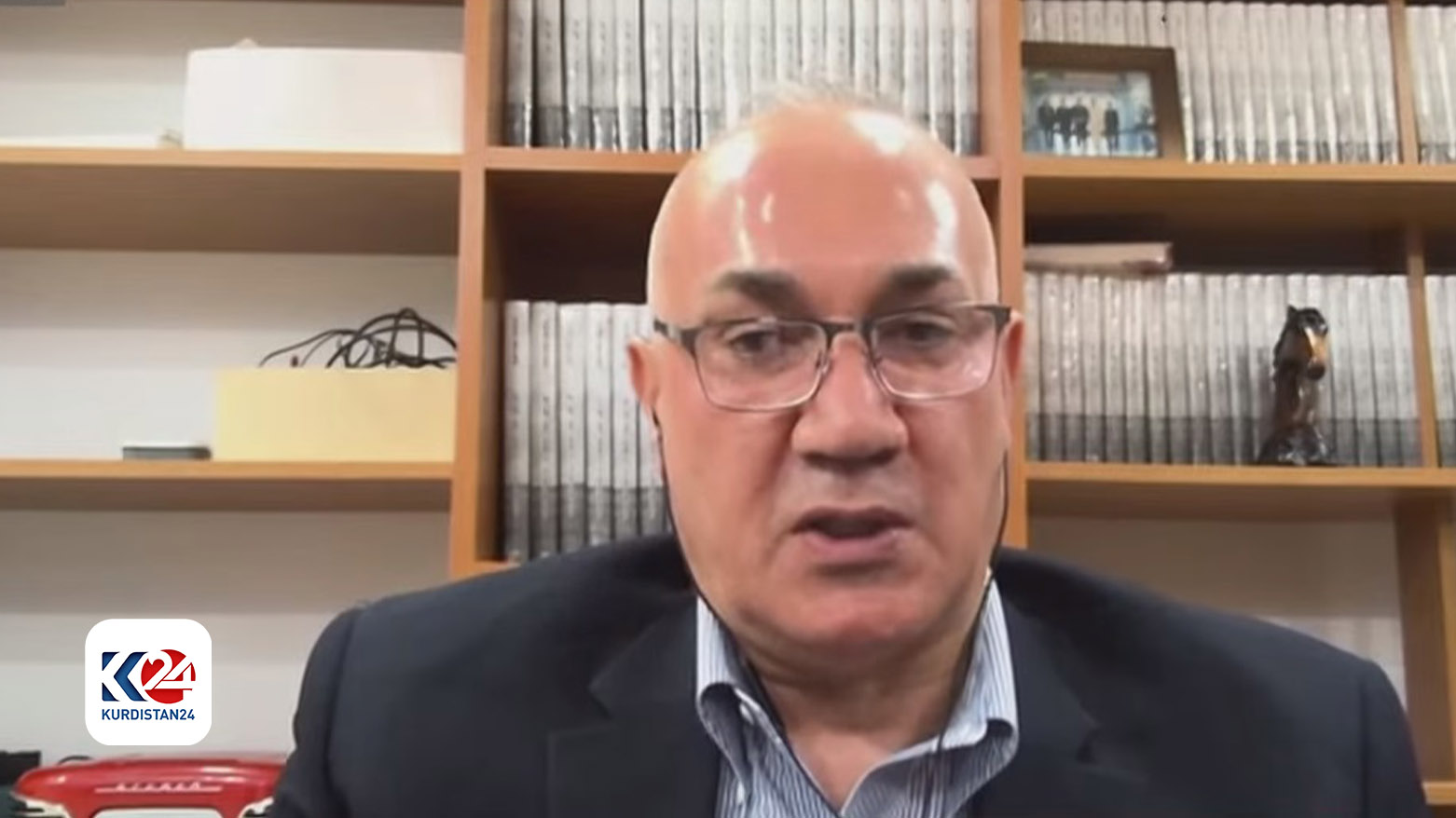 دکتر محمد احسان، کارشناس سیاسی