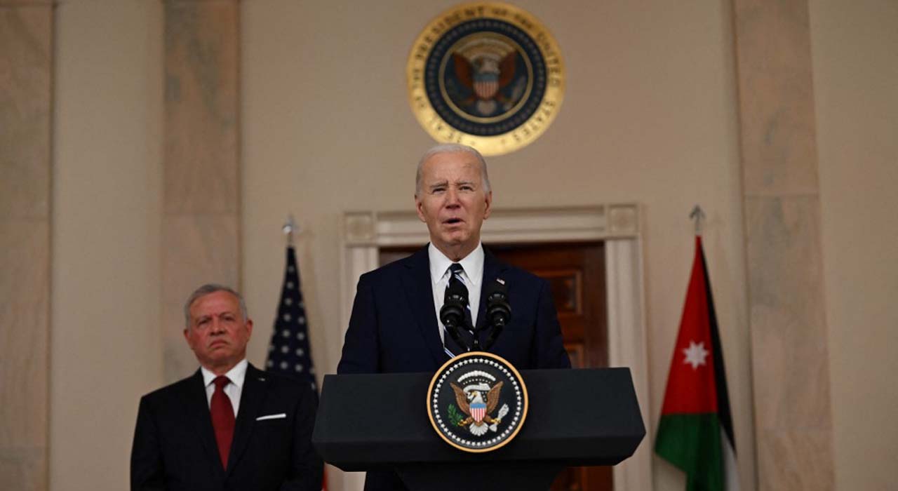 US President Joe Biden (C) speaks as King Abdullah II of Jordan listens in the Cross Hall of the White House in Washington, DC, Feb. 12, 2024. (Photo: Jim Watson/AFP)