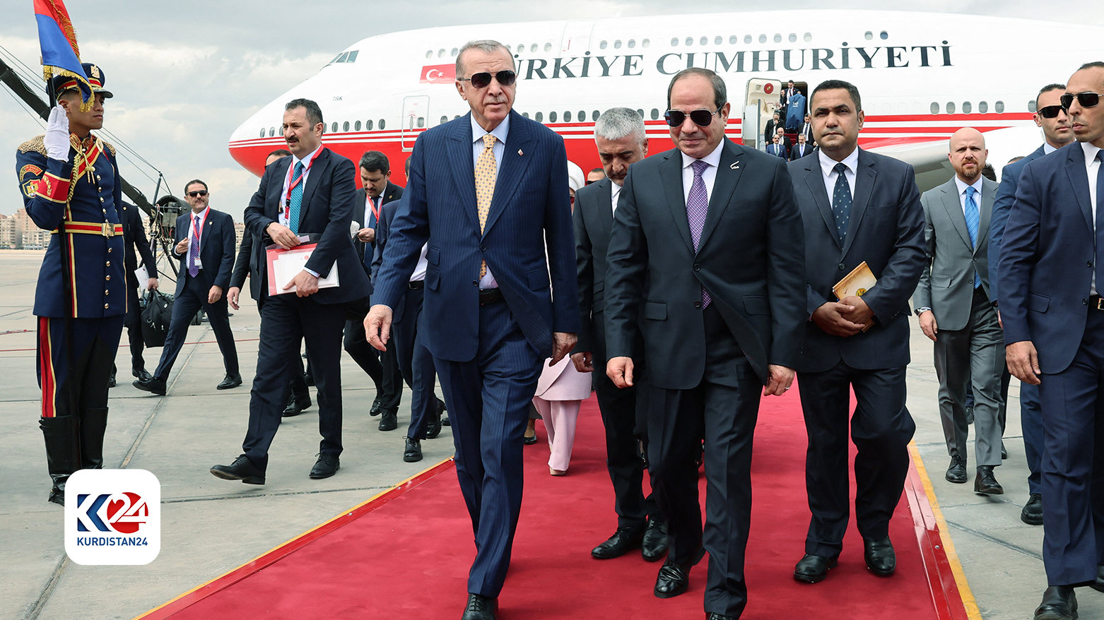 الرئيس المصري عبد الفتاح السيسي يستقبل نظيره التركي رجب طيب أردوغان