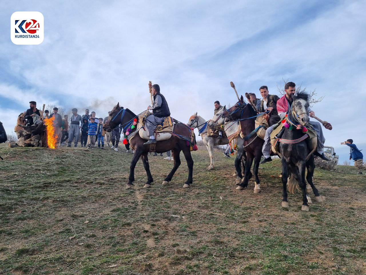 Cejna B&ecirc;lindaney&ecirc; li gund&ecirc; Helw&ecirc; y&ecirc; gir&ecirc;day&icirc; bajar&ecirc; Serdeşt&ecirc; li devera Mukriyan