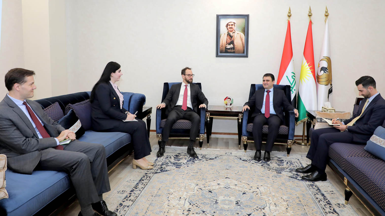 US support solving ErbilBaghdad problems by compliance to constitution