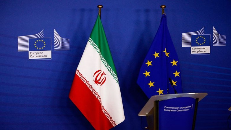 İran ve Avrupa Birliği (AB) bayrakları