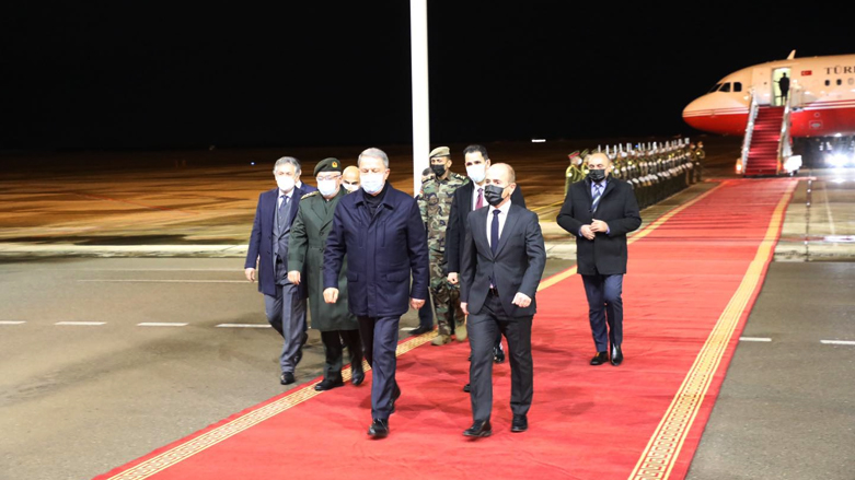وزير الدفاع التركي فور وصوله إلى أربيل - صورة: وزارة البيشمركة