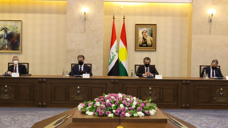 نشست مسرور بارزانی با سرکنسول و دیپلمات‌ها و نمایندگان کشورها در اقلیم کوردستان