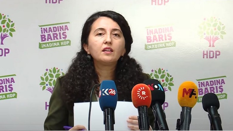 Berdevka Partiya Demokratîk a Gelan (HDP) Ebru Gunay