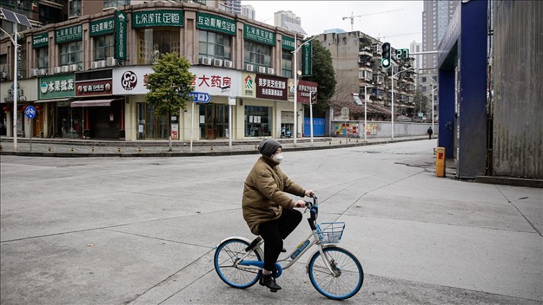 Covid-19 ilk olarak Wuhan'da deniz ürünlerinin satıldığı bir gıda pazarında ortaya çıkmıştı