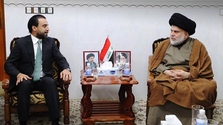 زعيم التيار الصدري مقتدى الصدر مع محمد الحلبوسي في النجف - صورة: تحالف تقدم