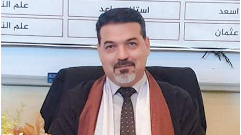 دیار كه‌مال مامۆستای زانكۆ و گۆڵپارێزی پێشووی تۆپی پێ
