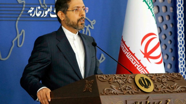 المتحدث باسم وزارة الخارجية الإيرانية سعيد خطيب زاده خلال مؤتمر صحافي في طهران في 15 تشرين الثاني/نوفمبر 2021.