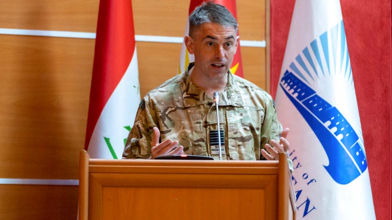David McKinley, Wing Commander at the UK Consulate Defence Adviser, speaks at the UKH (Photo: UKH)
