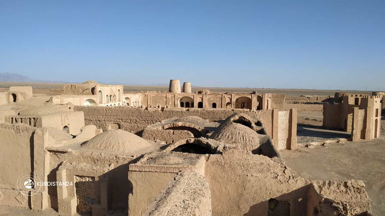 K&ecirc;lgeha Hac Hesen li Esfehan&ecirc; - W&ecirc;ne: Sara Cafer&icirc;