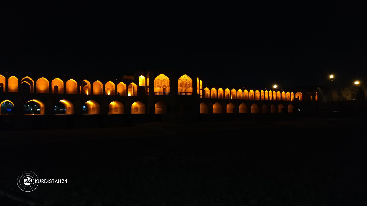 Pira Xaco li bajar&ecirc; Esfehan&ecirc; - W&ecirc;ne: Sara Cafer&icirc;