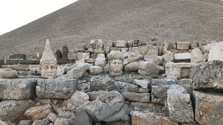 Di sala 2022an de zêdetirî 370 hezar geştyaran serdana Çiyayê Nemrûdê kirine