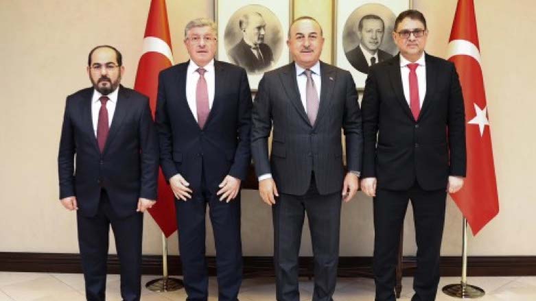 Turkish Foreign Minister Mevlut Cavusoglu on Tuesday met with Syrian opposition leaders (Photo: Turkish Foreign Ministry)