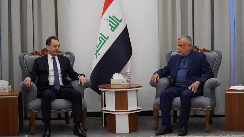 العامري للسفير الفرنسي: أمريكا تستخدم الدولار "سلاحاً لتجويع الشعوب"