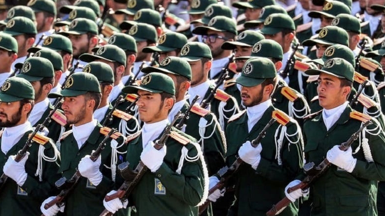 عناصرٌ من الحرس الثوري الإيراني في عرضٍ عسكري- أرشيف