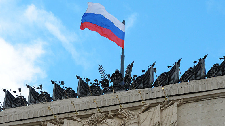 العلم الروسي يعتلي مبنى الكرملين- وكالات