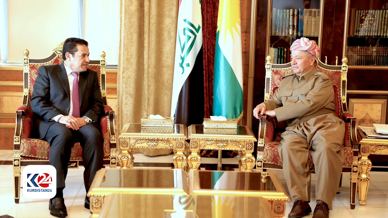 الرئيس مسعود بارزاني ومستشار الأمن القومي العراقي قاسم الأعرجي