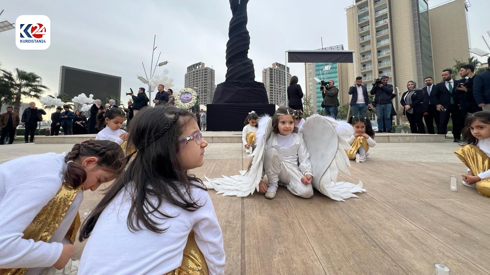  لە ئیمپایەر رێوڕەسمێک بۆ رێزلێنان لە شەهیدانی هێرشەکەی سەر هەولێر بەڕێوەچوو. (وێنە: نەورەس عەبدوڵڵا - کوردستان24)