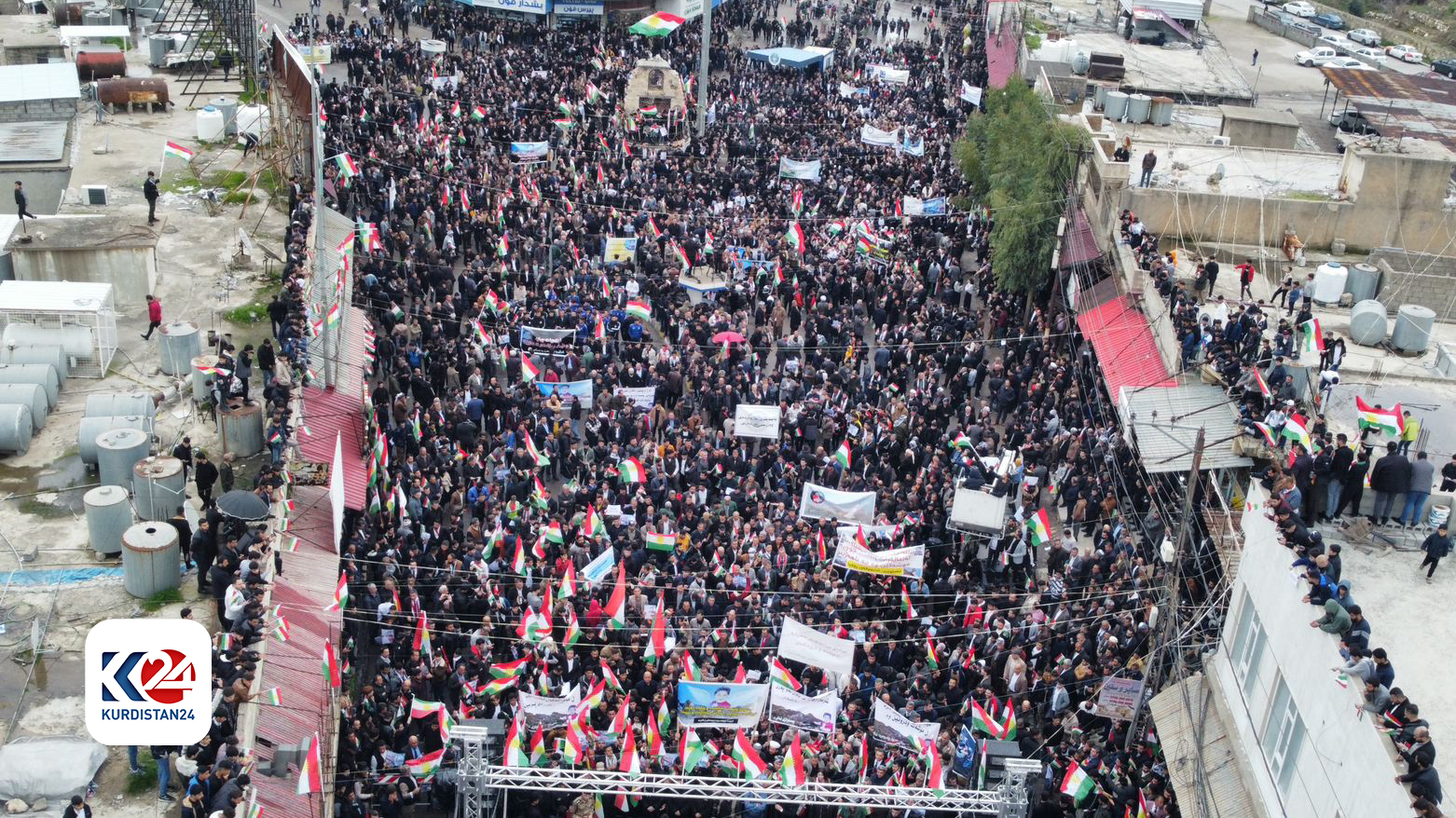 تظاهرات مرم آکره برای محکوم کردن حملات موشکی ایران