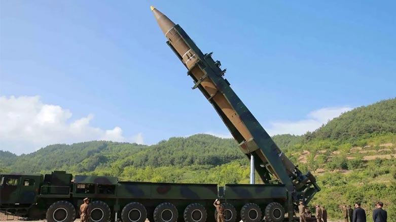 Dünya genelinde nükleer silahlar azaldı, askeri stoklar arttı