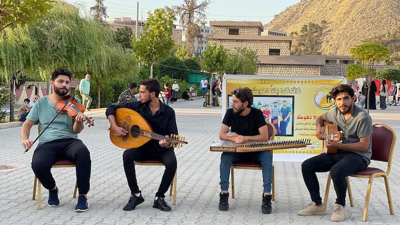 Young people from the group Soul Music perform in Newroz Square, Duhok, July 13, 2021. (Photo: Kurmanj Nheli)