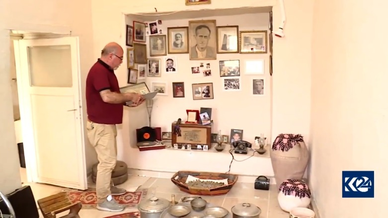 Mistefa Yavûz mala xwe kiriye muzexaneya berhemên kevin