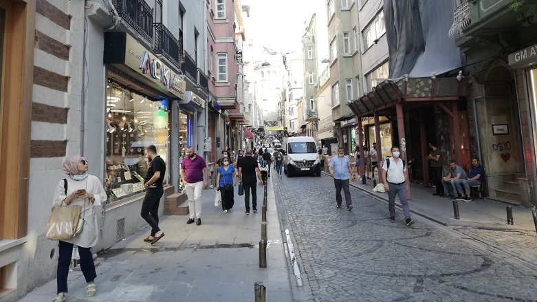 Türkiye'de günlük vaka sayısı 9 bine yaklaştı