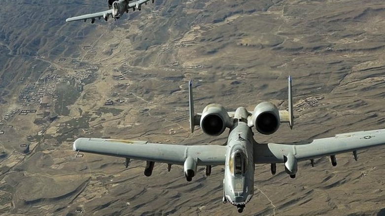 آمریکا بە حملات هوایی علیه داعش ادامه می‌دهد