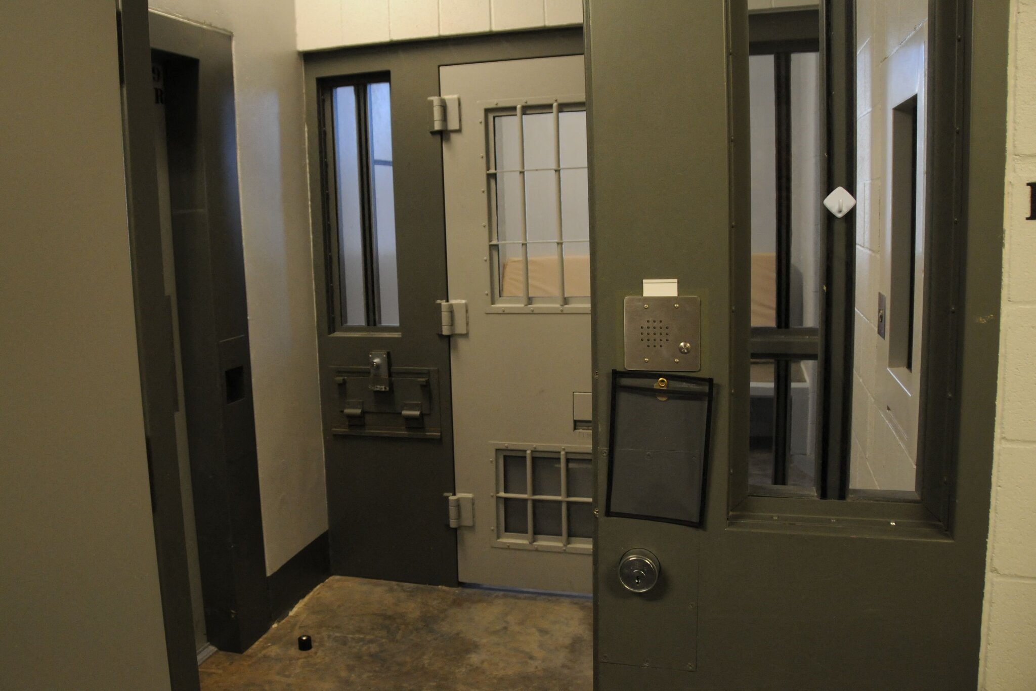 شوێنی مانه&zwnj;وه&zwnj;ی بكوژه&zwnj;كه&zwnj;ی جۆرج فلۆید له&zwnj; زیندانی ئاوك پارك هایتس له&zwnj; مینیسۆتا