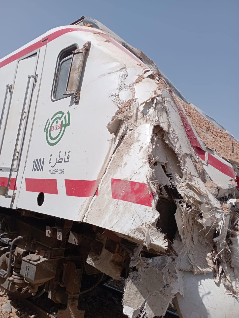 وێنەی شەمەندەفەرەکە دوای رووداوکە