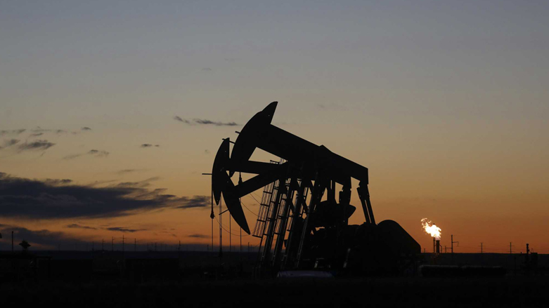 أسعار النفط تهوي من جديد