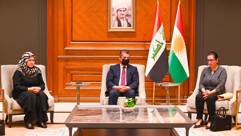 Kurdistan Region’s Prime Minister Masrour Barzani receives the families of the two deceased university professors. (Photo: KRG)