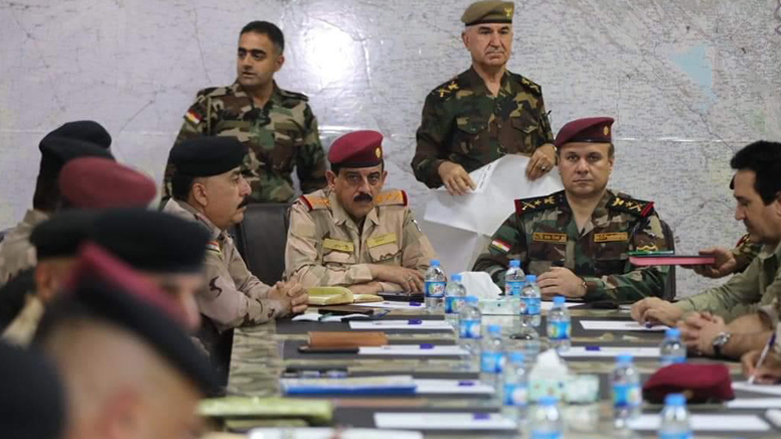 Peshmerga Chief of Staff Issa Ozer (top right) during a meeting with Iraqi Joint Operations Command Chief of Staff Lieutenant-General Hamid Abdul-Maqsoud in Erbil, July 13, 2022 (Photo: Joint Operations Command)