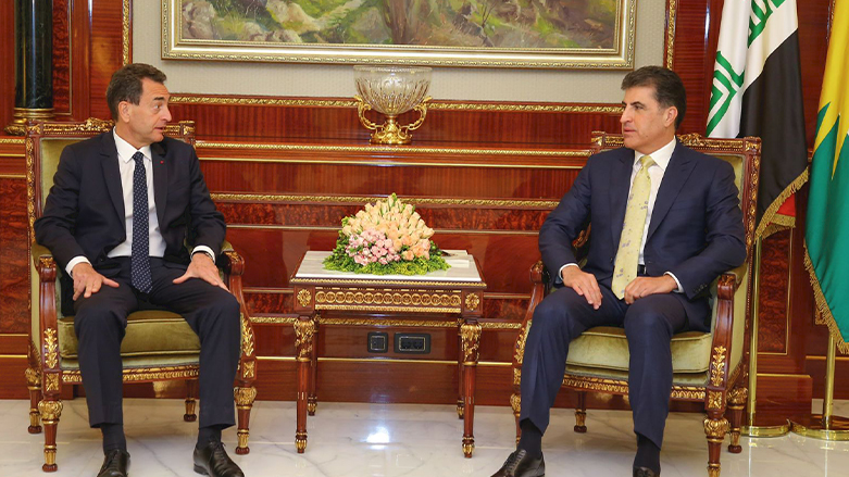 The President of the Kurdistan Region, Nechirvan Barzani (Right) with French Ambassador to Iraq Eric Chevalier. (Photo: Presidency Office)