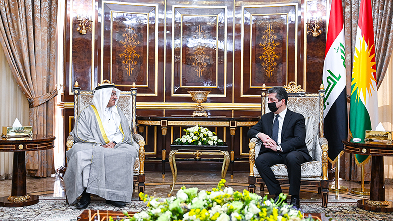 Kurdistan Region Prime Minister, Masrour Barzani (Right) with Omar al-Kandari, the Kuwaiti Consul General in the Kurdistan Region. (Photo: KRG)