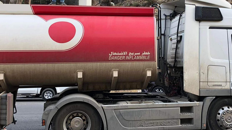 دەستەبسەرداگرتنی تانکەرێکی گواستنەوەی بەنزین
