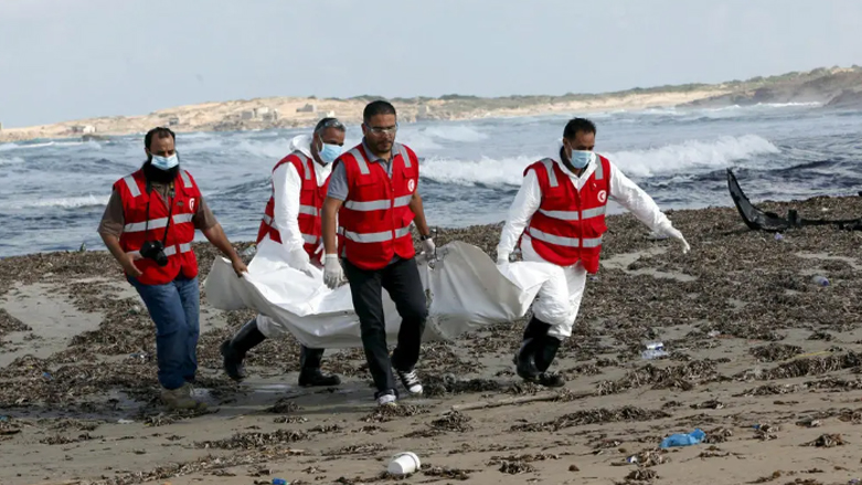 انتشال 13 جثة لمهاجرين غير قانونيين قبالة السواحل التونسية