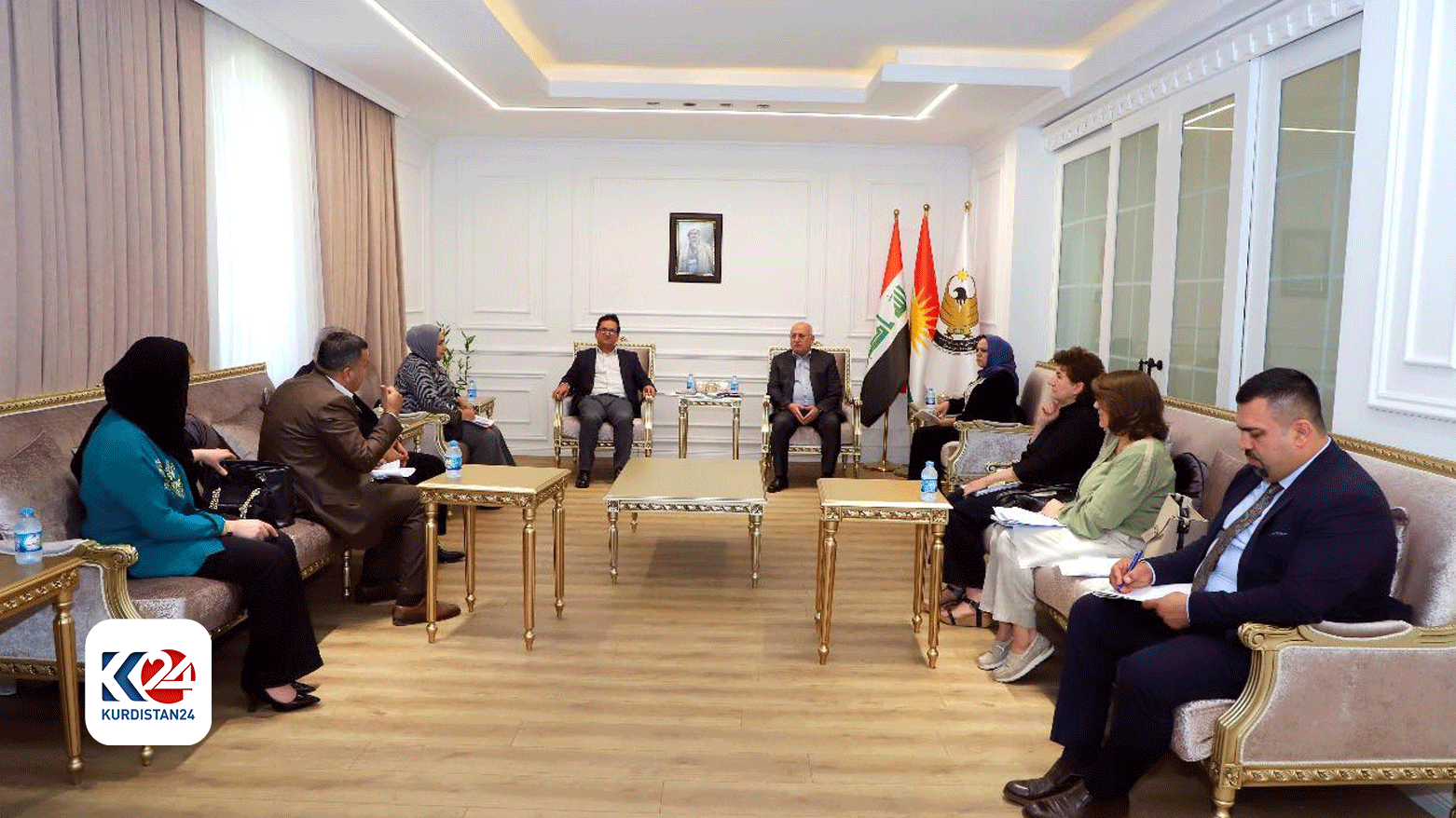 کۆبوونەوەی وەزیری دارایی لەگەڵ بانکە پسپۆڕییەکان